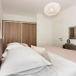 Utopia *